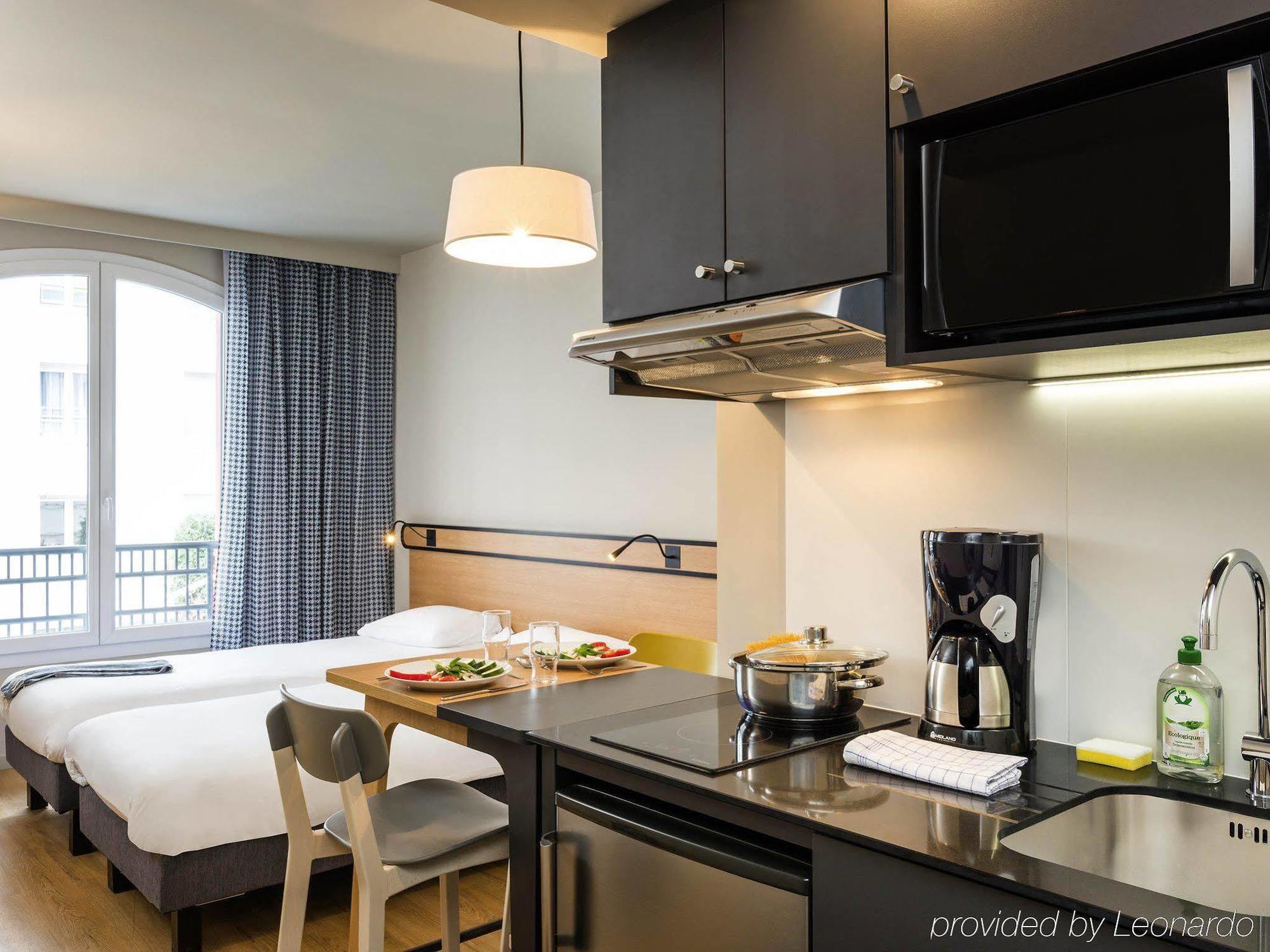 Aparthotel Adagio Access Le Havre Les Docks Bagian luar foto