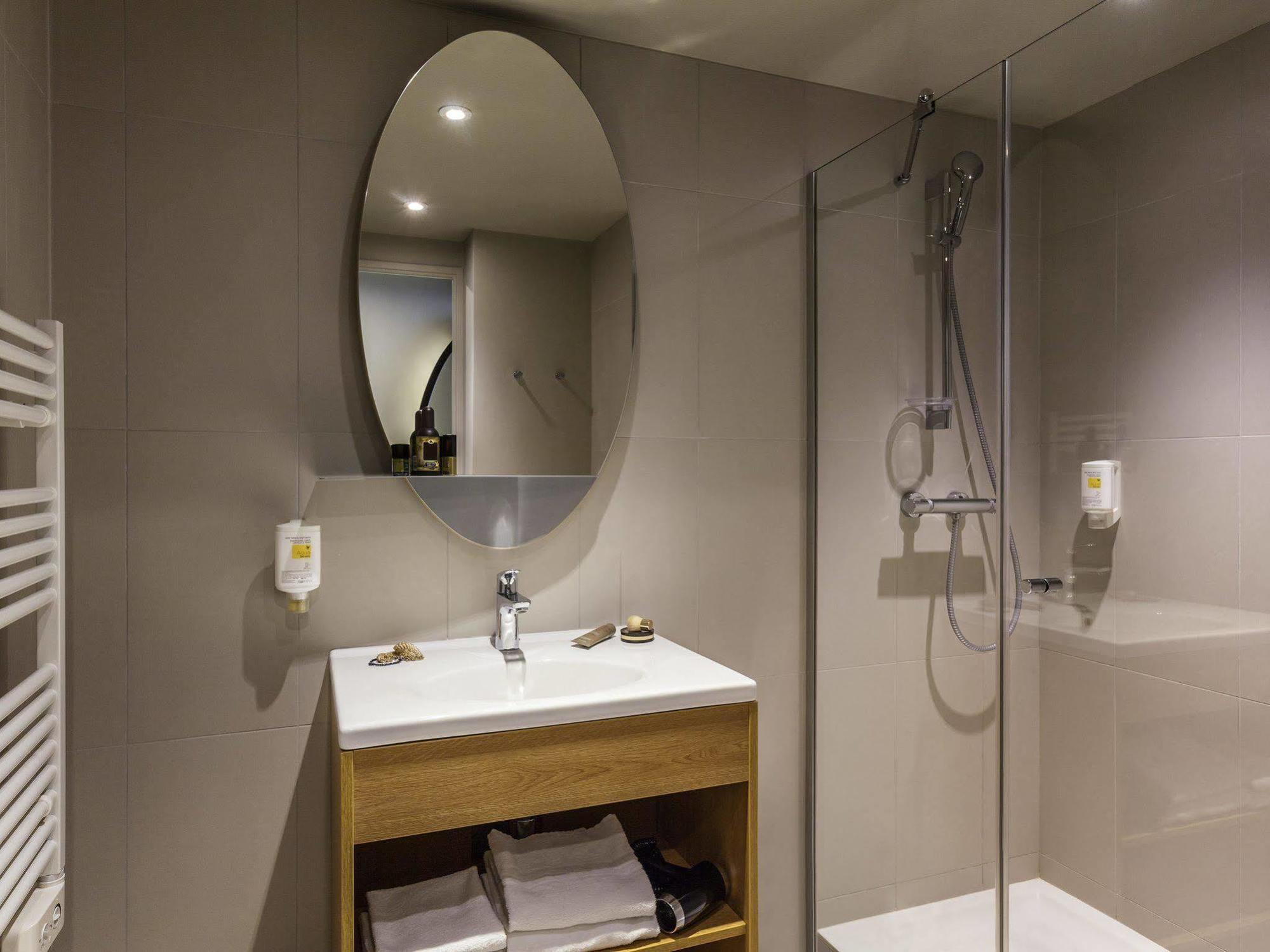 Aparthotel Adagio Access Le Havre Les Docks Bagian luar foto