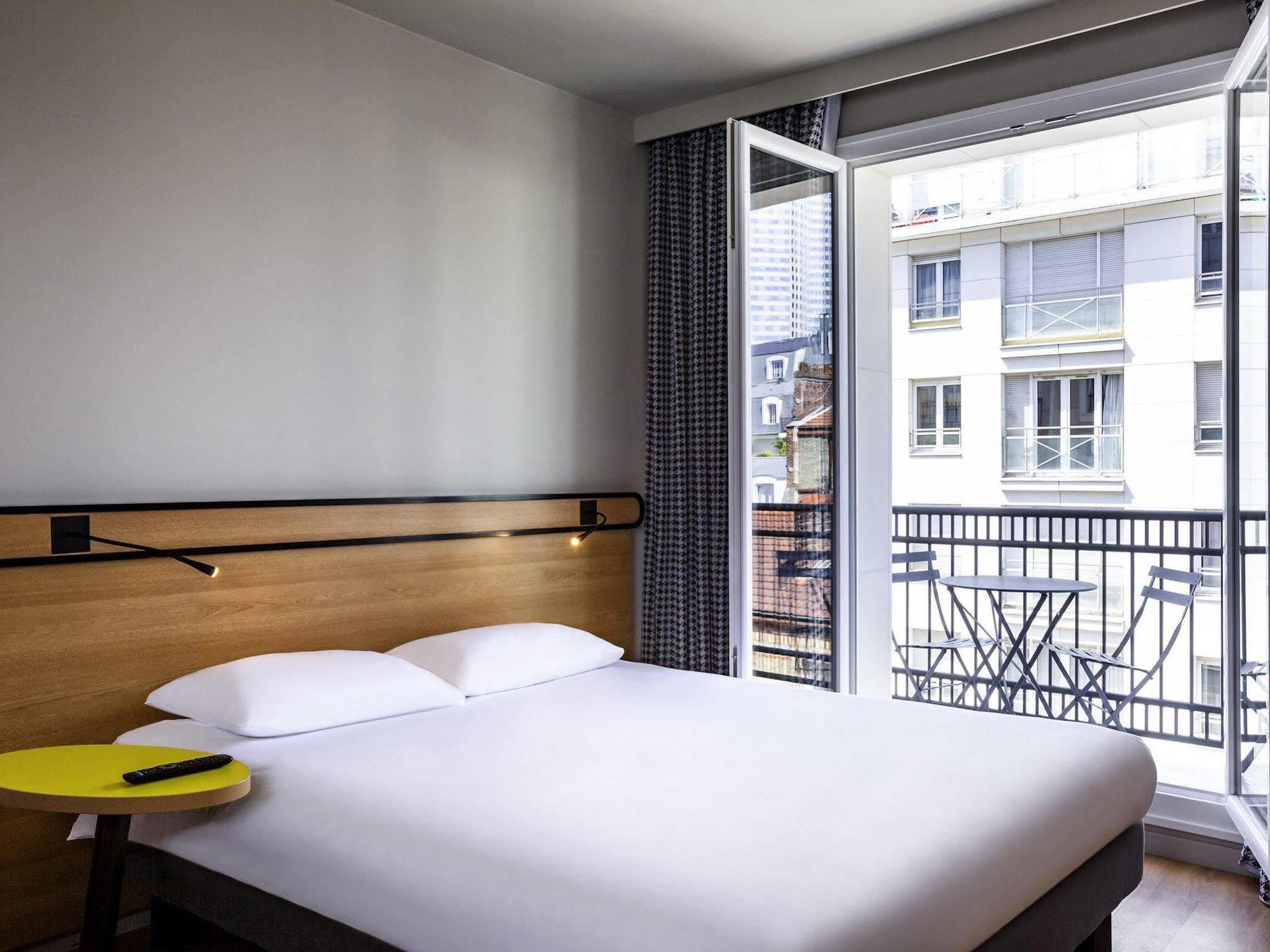 Aparthotel Adagio Access Le Havre Les Docks Bagian luar foto